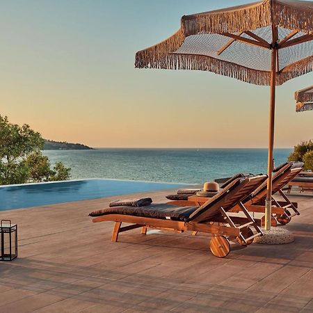 Althea Lavish Estate - Villa & Suite Закінф Екстер'єр фото
