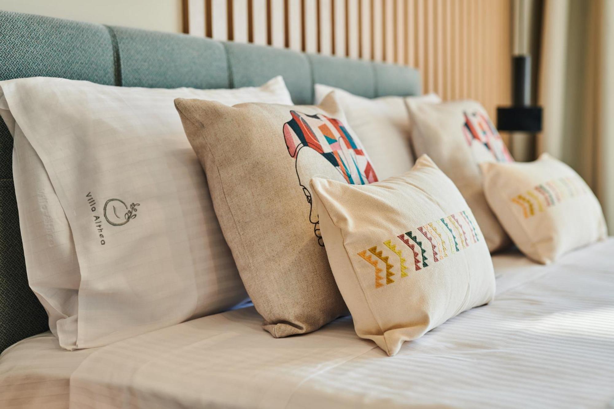 Althea Lavish Estate - Villa & Suite Закінф Екстер'єр фото