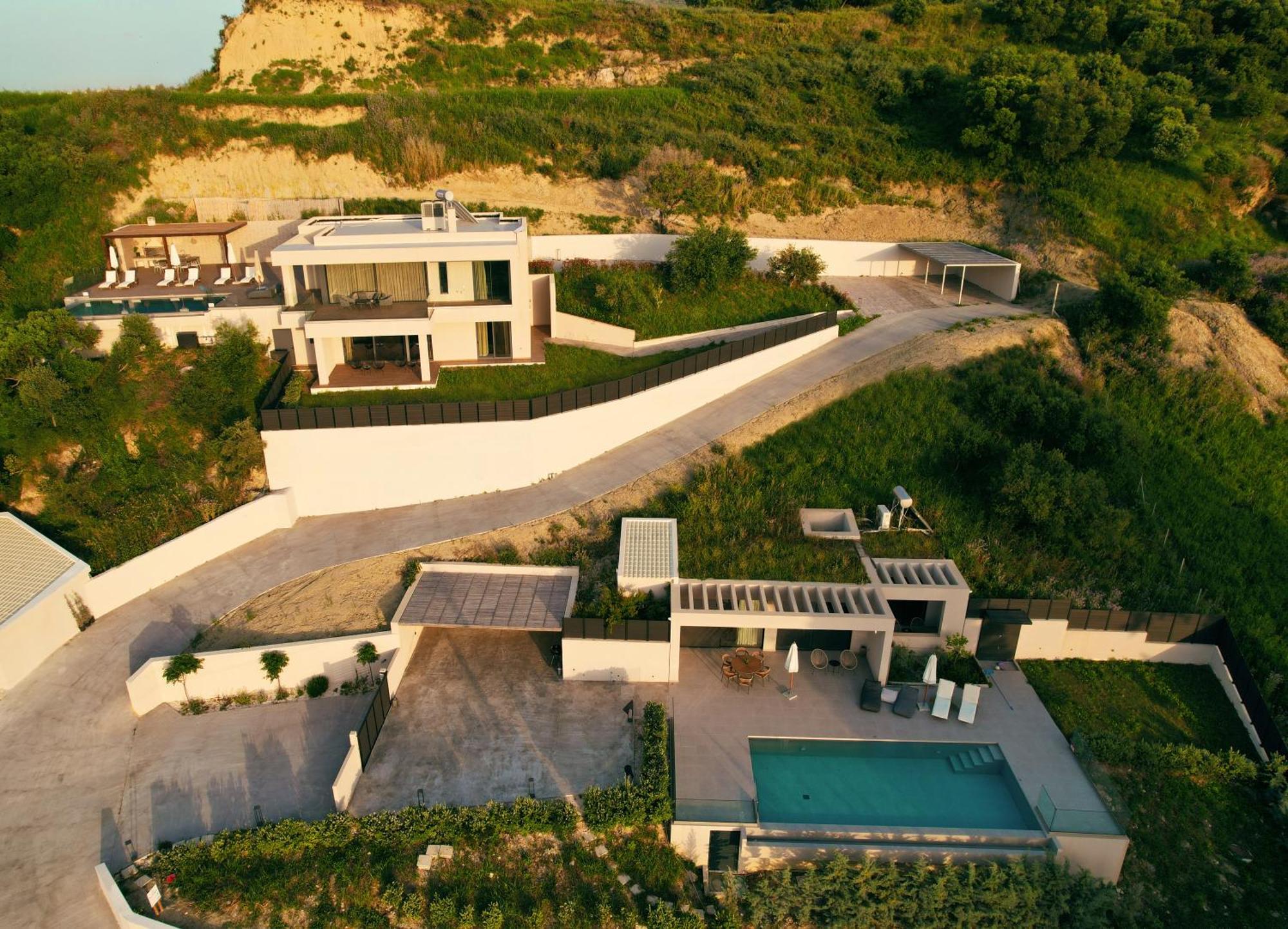Althea Lavish Estate - Villa & Suite Закінф Екстер'єр фото